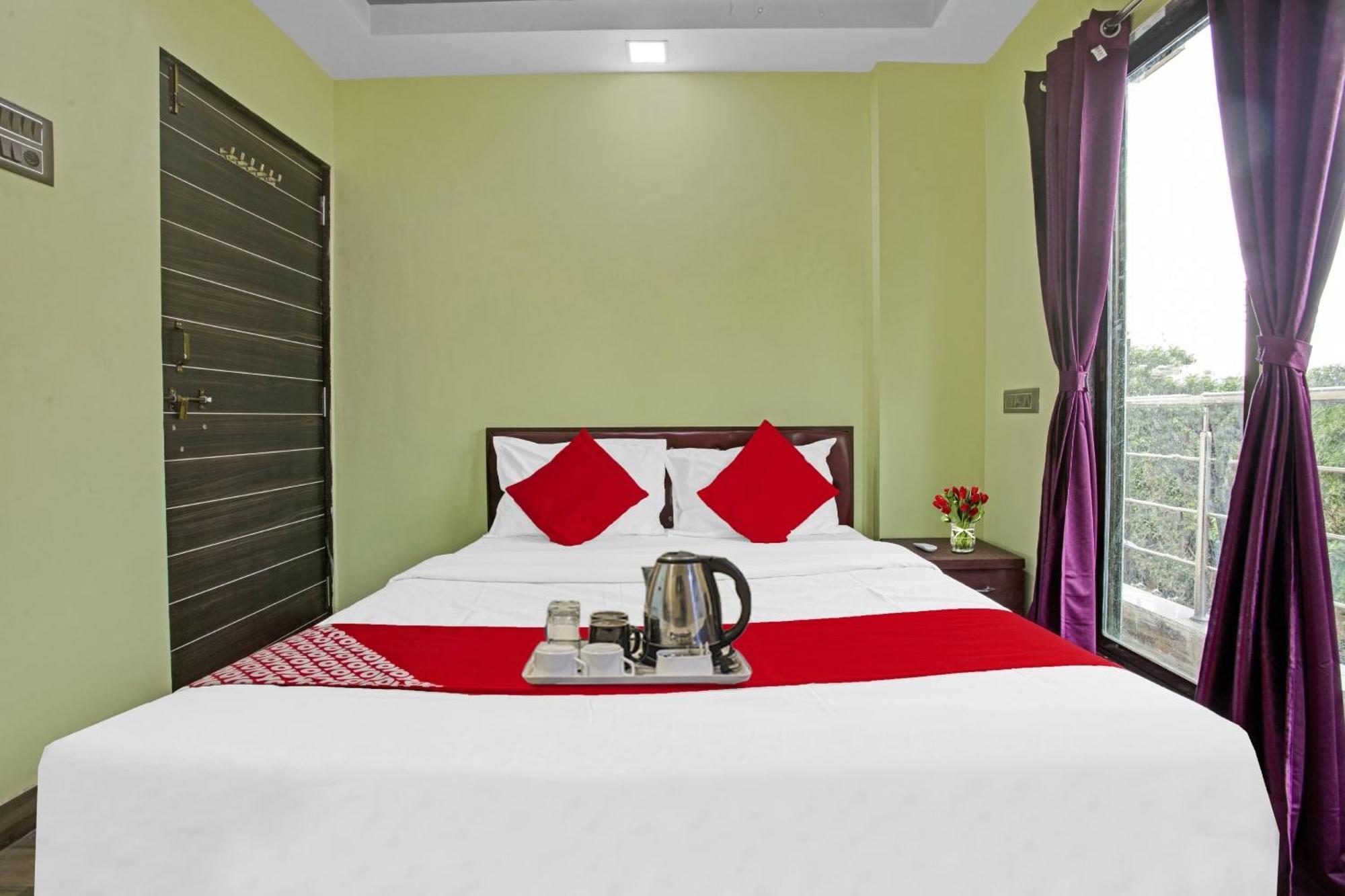 Hotel O Om Sai Residency Lodging And Boarding Taloje Budrukh المظهر الخارجي الصورة